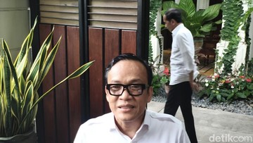 Noel: Mulyono nama kecil Jokowi, ganti nama di Jawa biasa