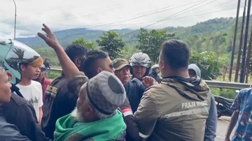 Penertiban PKL Puncak Bogor Ricuh, 2 Satpol PP Luka