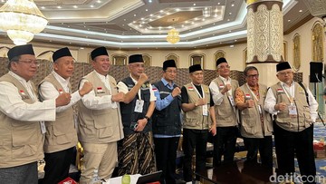 DPR Bahas Mitigasi Haji dengan Menag dan Amirul Hajj