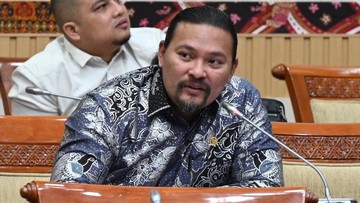 Gaji Hakim Naik, Legislator: Setop Main Perkara!