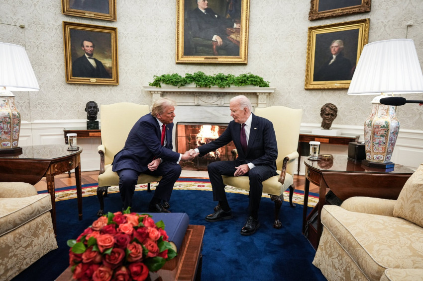 Trump: Biden Dieksekusi, Diganti Robot?