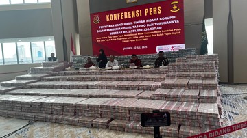 Duit Rp 1,3 T Hasil Korupsi Minyak Goreng Dipamerkan!